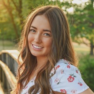 Meet your Posher, Sara